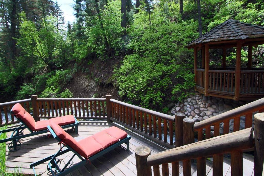 Log Cabin On The Stream Sundance, Utah Exterior photo